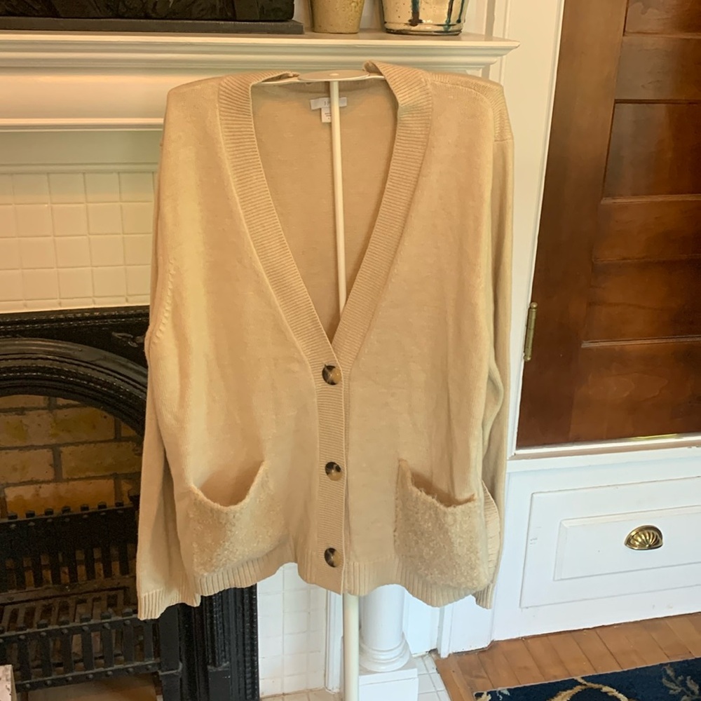 J.Jill fuzzy pocket cardigan. Worn a few times.‎